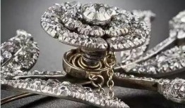 抖音嘉一珠宝最新事件爆料,揭秘珠宝界的最新风波